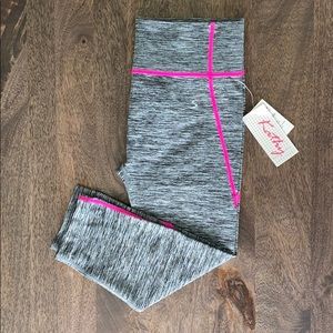 Kathy Cropped Yoga Leggings